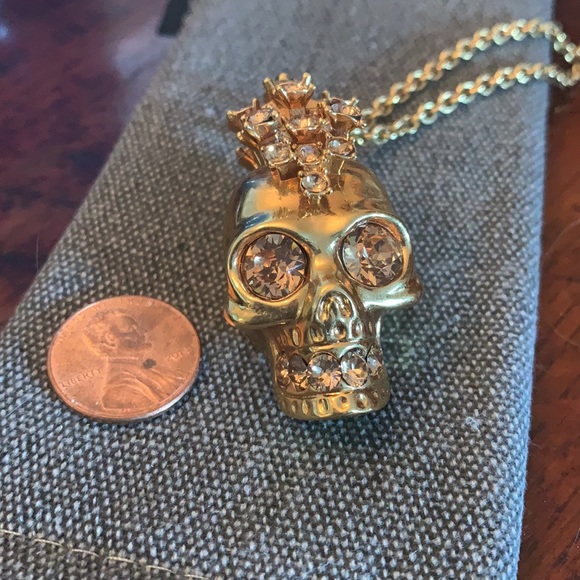 Alexander McQueen skull pendant necklace - Picture 6 of 8